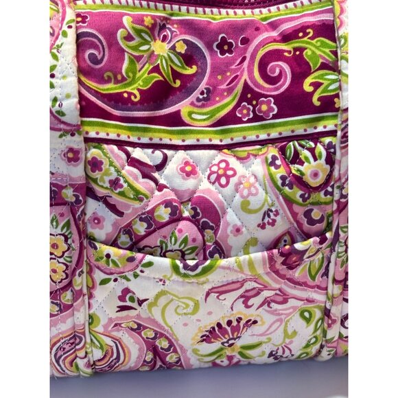 Quilted Pink Paisley Floral Tote Bag With Zipper Closure & Interior Pockets - Picture 8 of 10